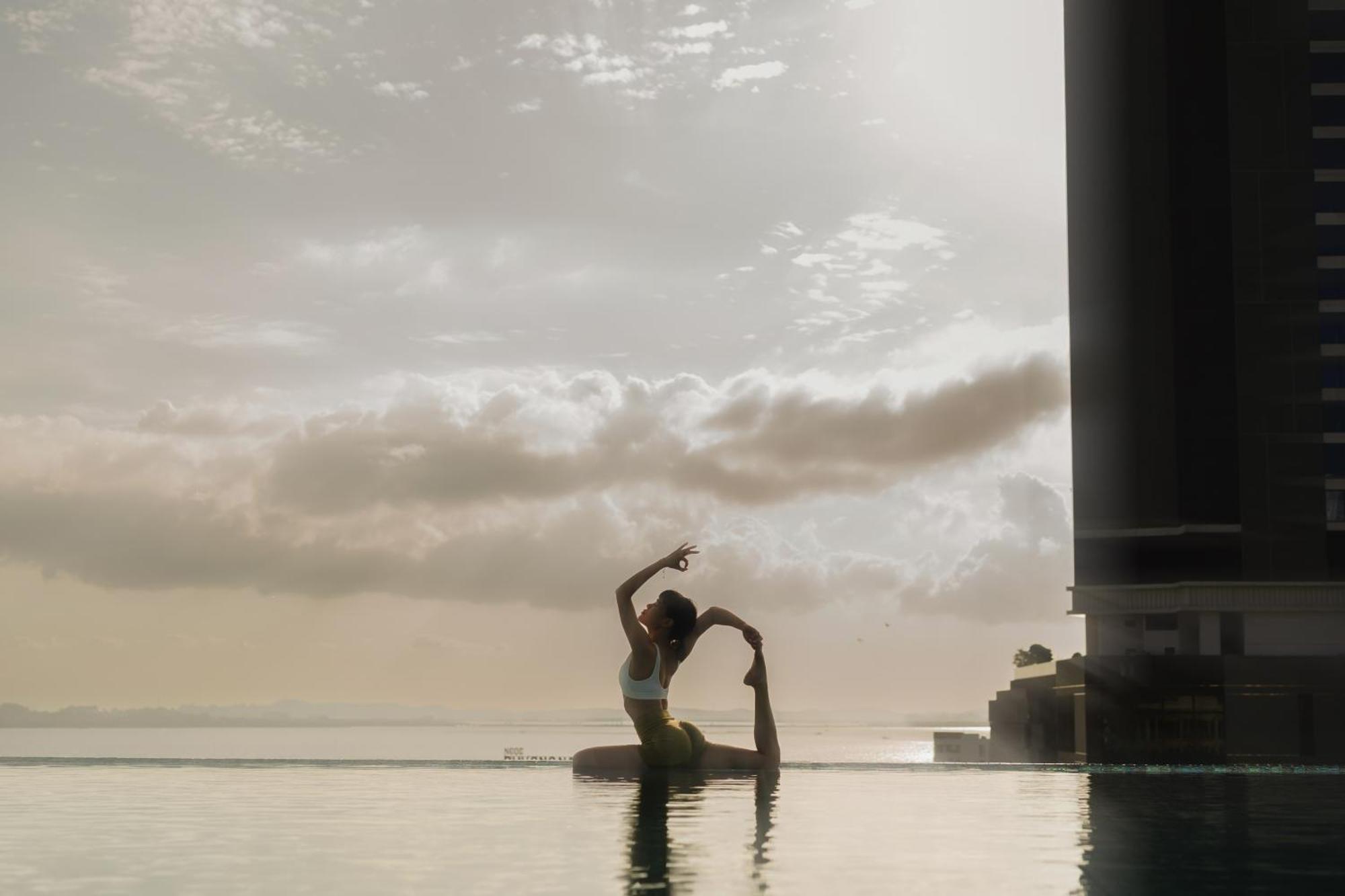 Danitel Halong Hotel Ha Long Buitenkant foto