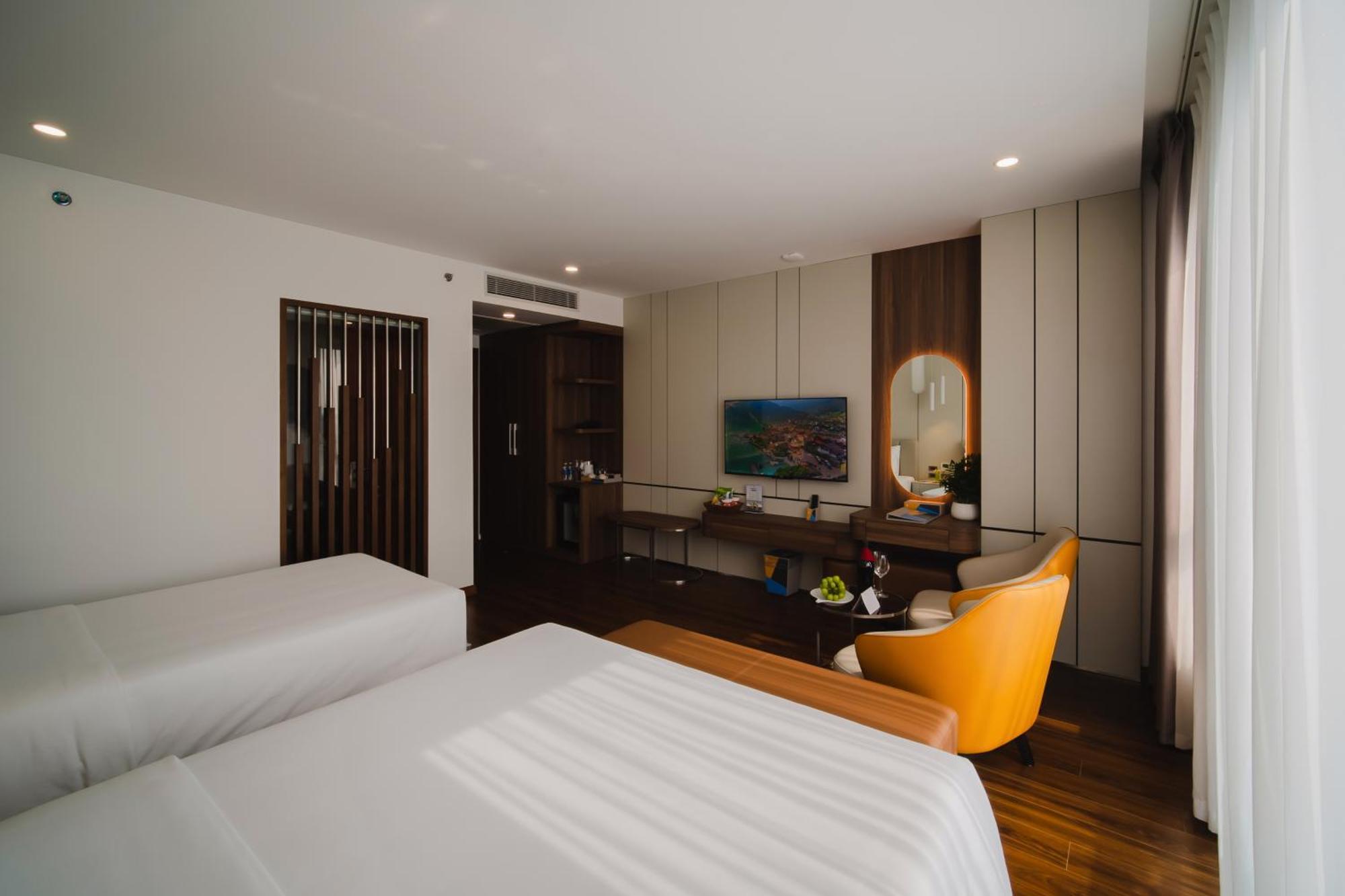 Danitel Halong Hotel Ha Long Buitenkant foto