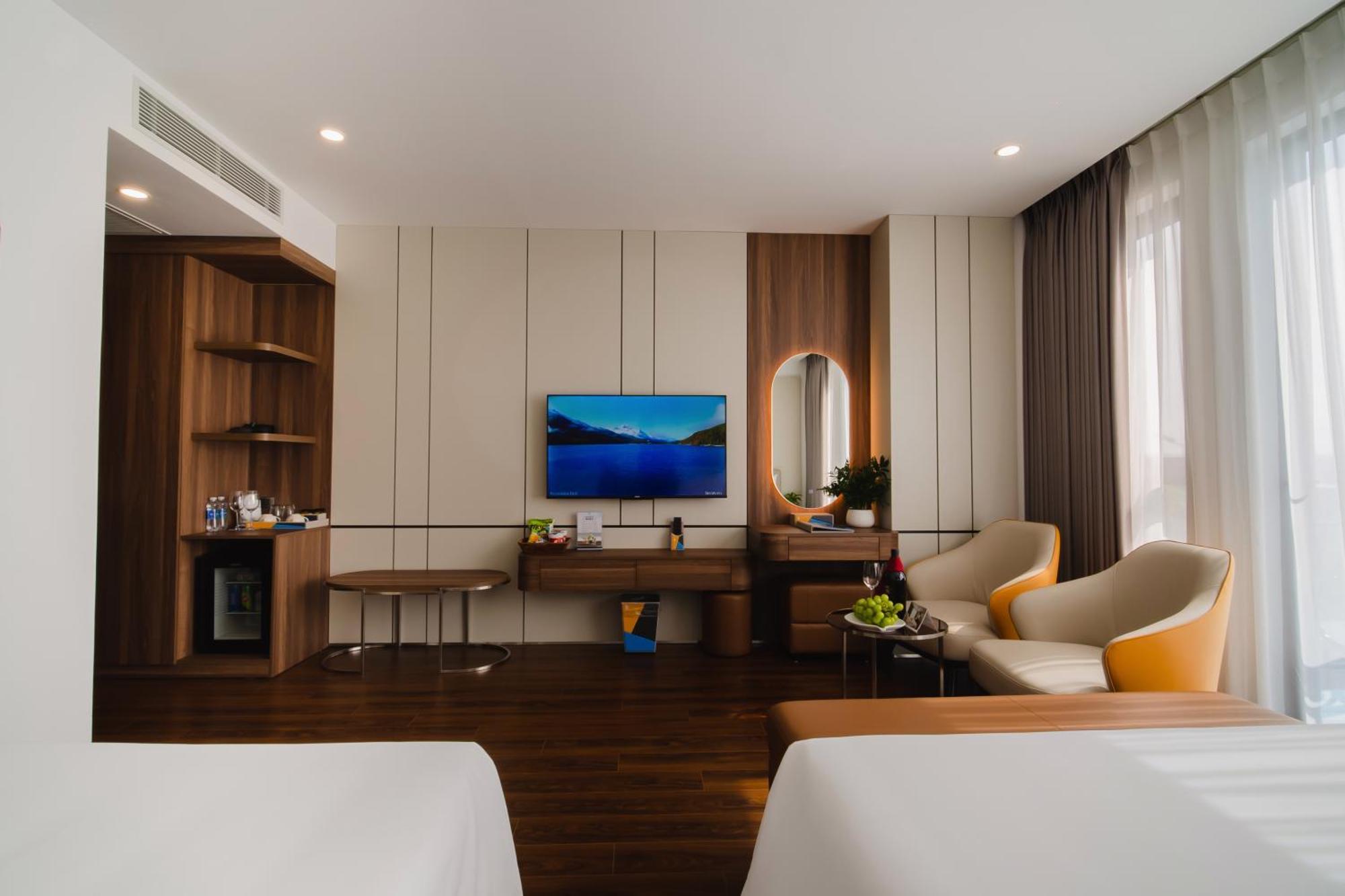 Danitel Halong Hotel Ha Long Buitenkant foto